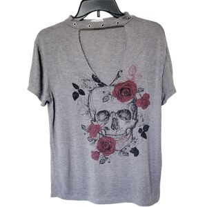 🌺3 for $10 Rebel Society Cutout V-Neck Skull & Roses Tee